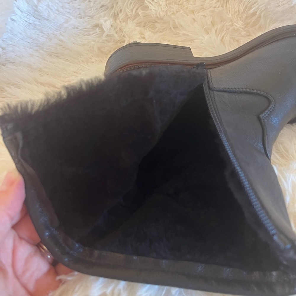 Cordani Perry Shearling-lined Boot - Picture 4 of 8